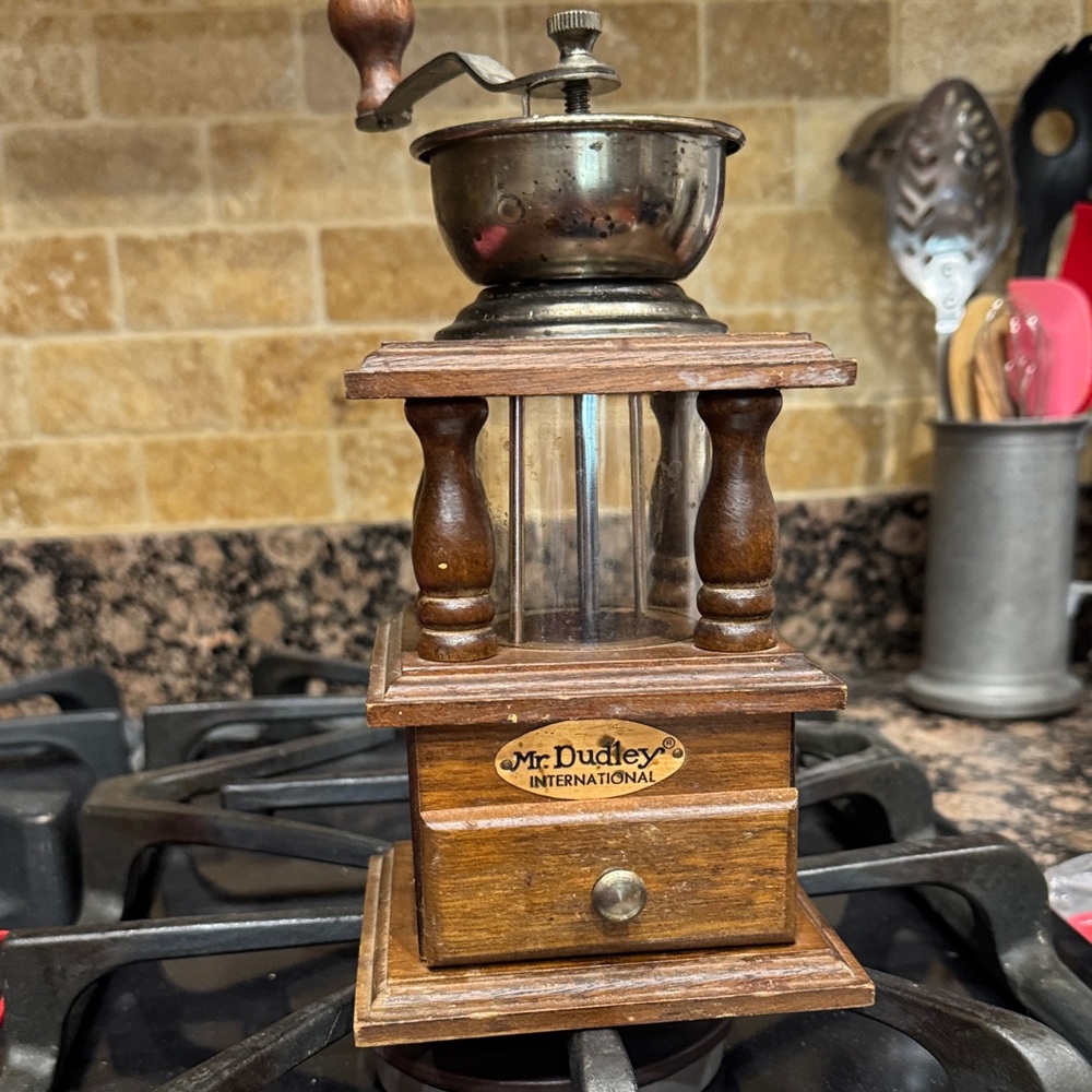 Mr. Dudley vintage Wooden Manual Coffee Grinder - Brown